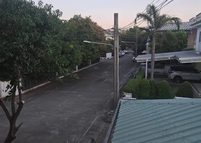 בית הארחה Cozy Guest In Secure Residential Area Near Lat Krabang